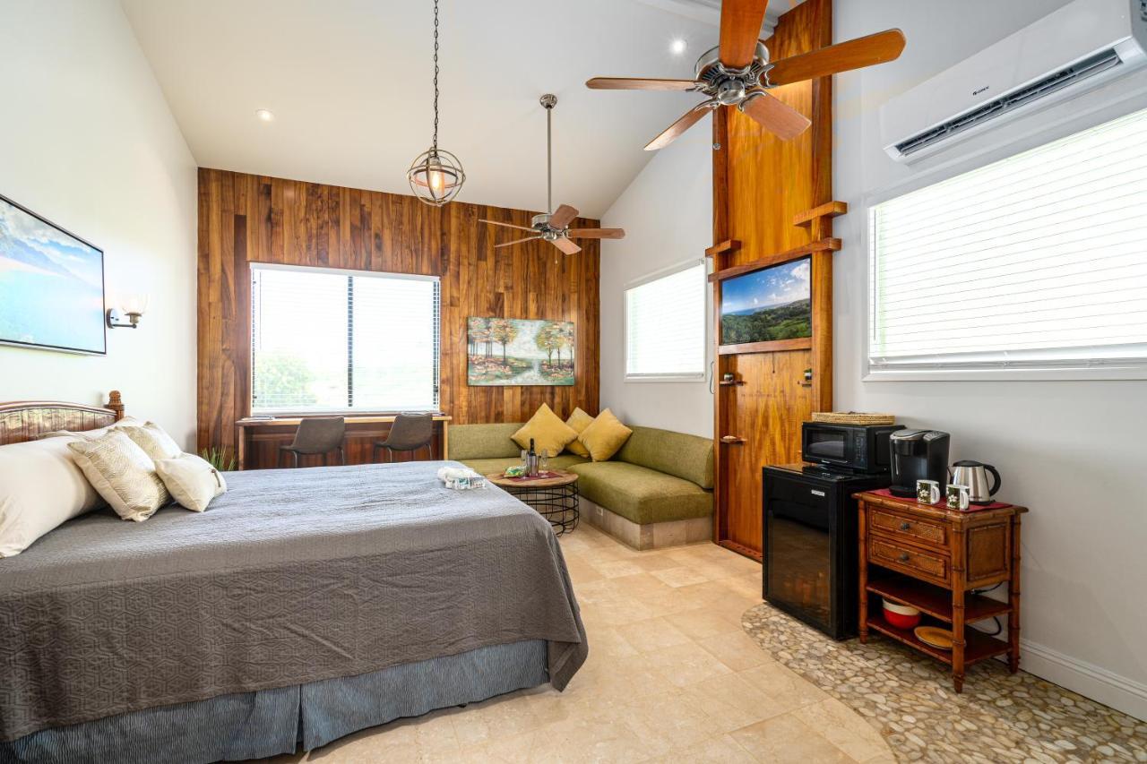 Noahs Hideaway Luxury B&B Lahaina Extérieur photo